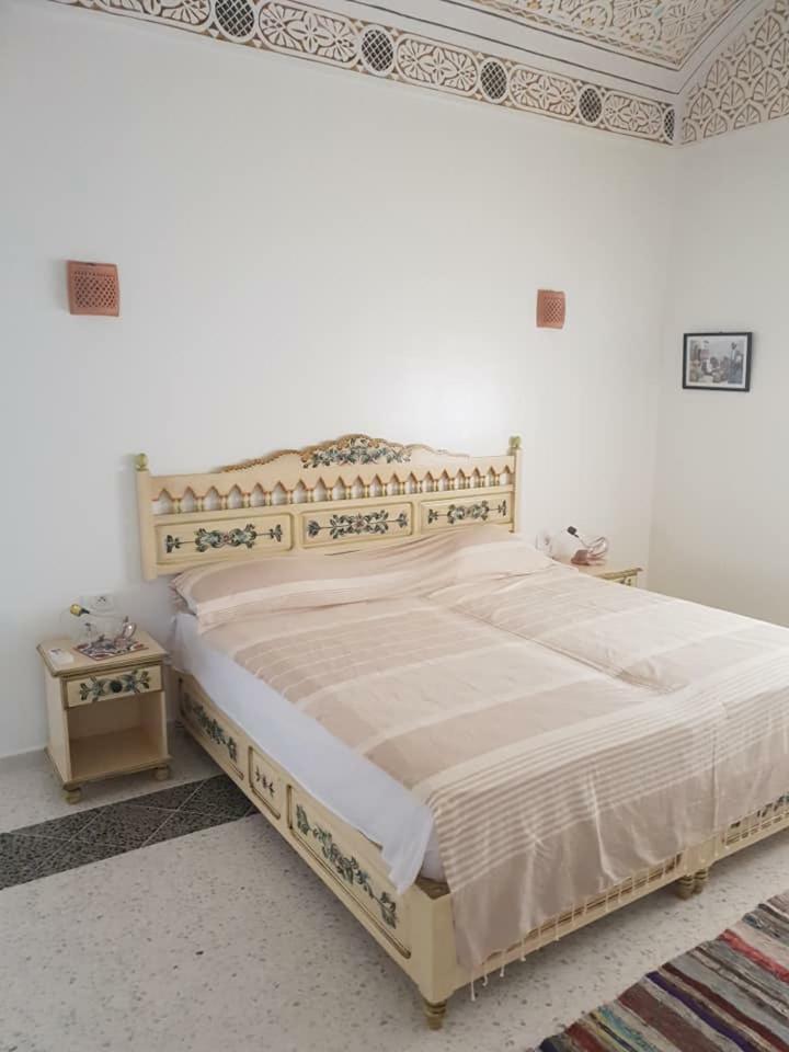 Dar Mamina Bed & Breakfast Sidi ash Shammakh Exterior photo